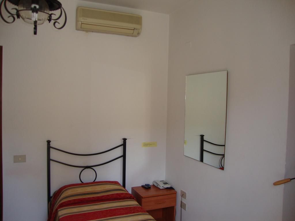 טרני Locanda Del Vecchio Maglio חדר תמונה
