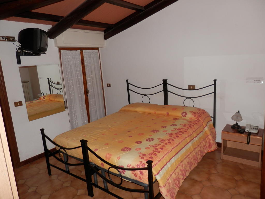 טרני Locanda Del Vecchio Maglio חדר תמונה